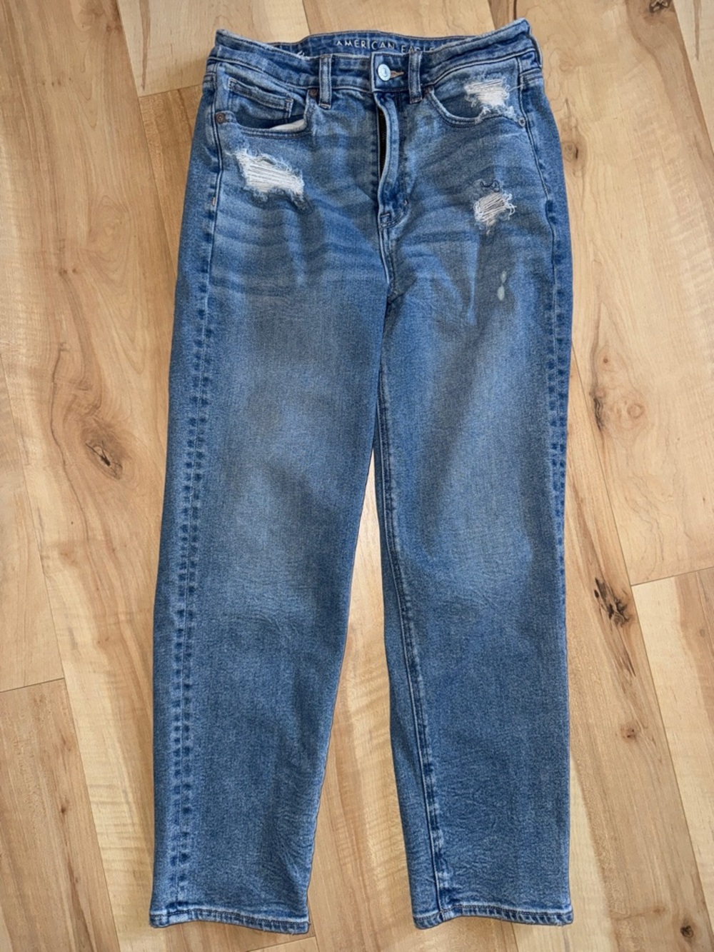 American Eagle Mom Straight Jean, Size 6